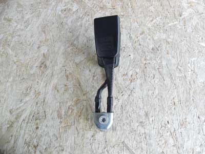 Mercedes Seat Belt Receiver Buckle, Rear Center A2218600269 W221 07-13 S550 S Class5